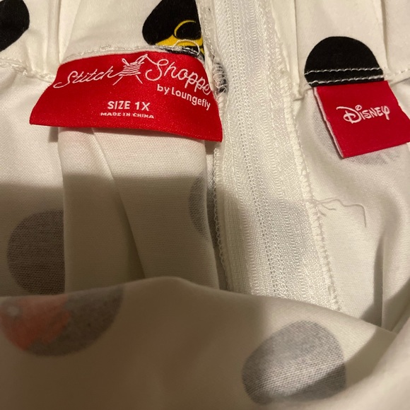 Loungefly peek a boo Minnie Mickey skirt - Picture 6 of 6